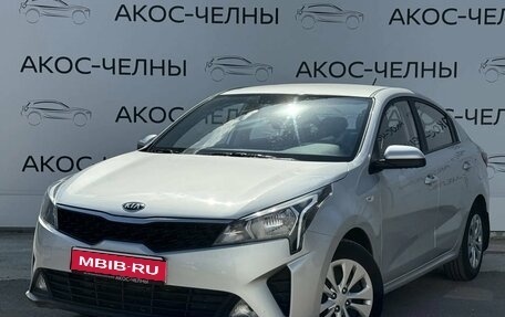 KIA Rio IV, 2021 год, 1 680 000 рублей, 1 фотография