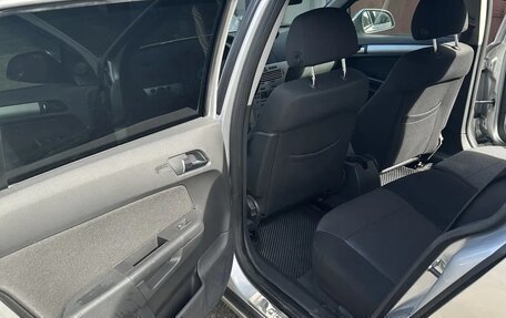 Opel Astra H, 2011 год, 700 000 рублей, 10 фотография