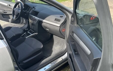 Opel Astra H, 2011 год, 700 000 рублей, 14 фотография
