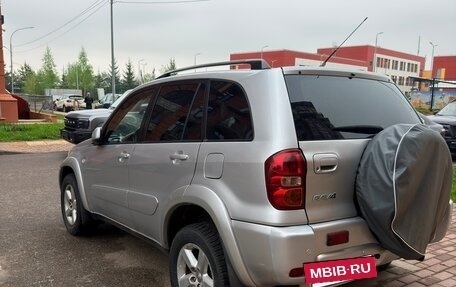 Toyota RAV4, 2004 год, 800 000 рублей, 2 фотография