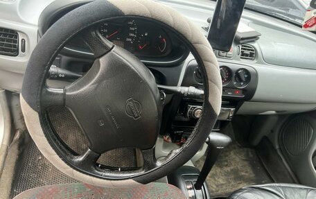 Nissan Micra II, 2000 год, 40 000 рублей, 3 фотография