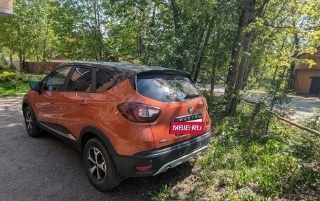 Renault Kaptur I рестайлинг, 2017 год, 1 400 000 рублей, 6 фотография
