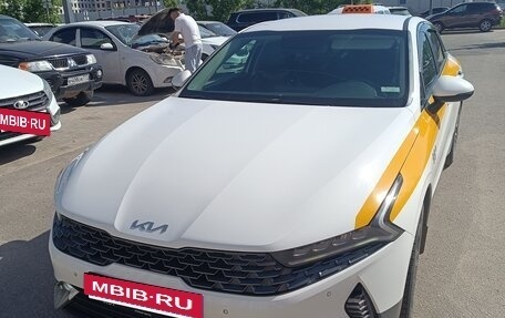 KIA K5, 2021 год, 1 900 000 рублей, 2 фотография