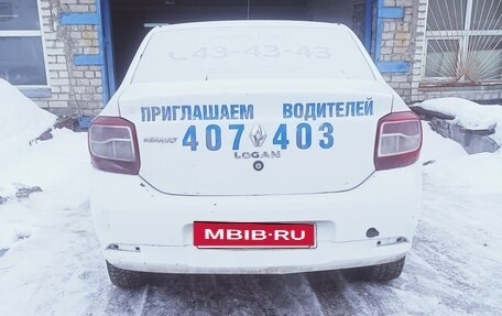 Renault Logan II, 2017 год, 350 000 рублей, 5 фотография