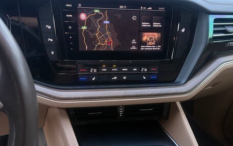 Volkswagen Touareg III, 2018 год, 3 800 000 рублей, 19 фотография