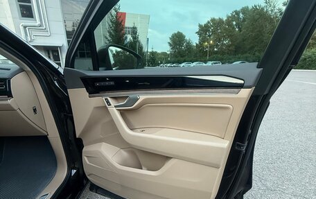 Volkswagen Touareg III, 2018 год, 3 800 000 рублей, 27 фотография