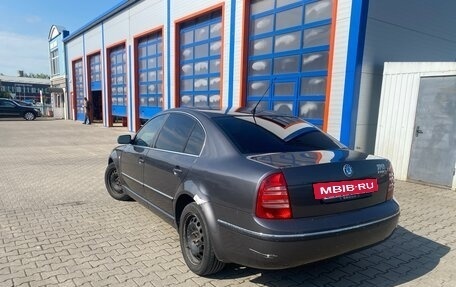 Skoda Superb III рестайлинг, 2004 год, 399 000 рублей, 5 фотография