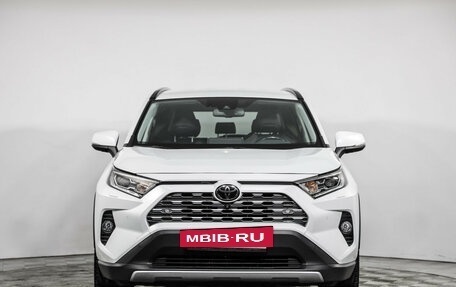 Toyota RAV4, 2022 год, 3 999 000 рублей, 2 фотография