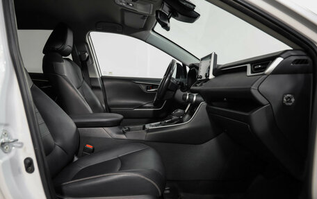 Toyota RAV4, 2022 год, 3 999 000 рублей, 22 фотография