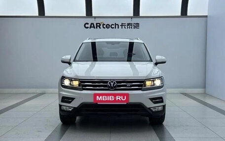 Volkswagen Tiguan II, 2021 год, 1 874 000 рублей, 2 фотография