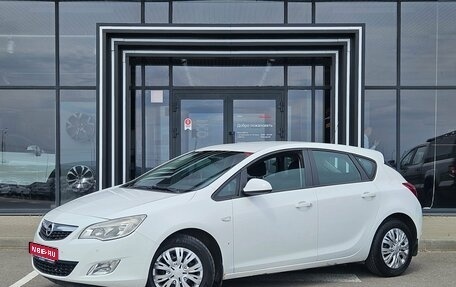 Opel Astra J, 2011 год, 679 000 рублей, 1 фотография