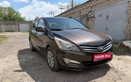 Hyundai Solaris II рестайлинг, 2016 год, 760 000 рублей, 1 фотография