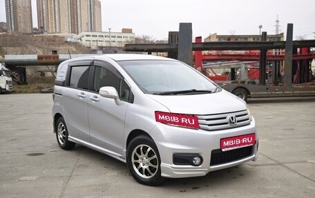 Honda Freed I, 2012 год, 910 000 рублей, 1 фотография