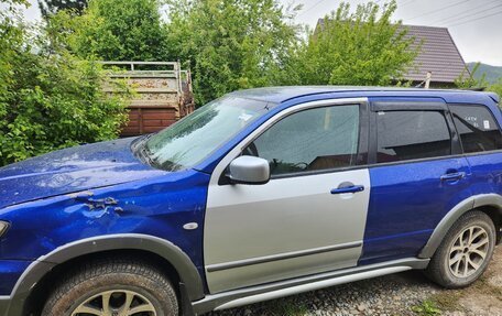 Mitsubishi Outlander III рестайлинг 3, 2005 год, 550 000 рублей, 2 фотография