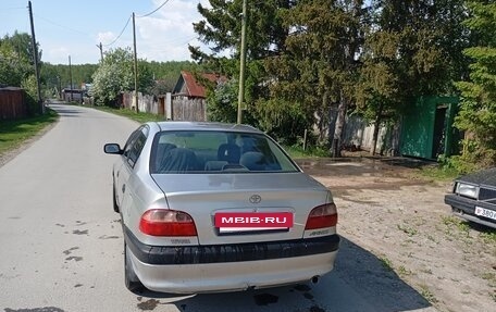 Toyota Avensis III рестайлинг, 2003 год, 460 000 рублей, 8 фотография