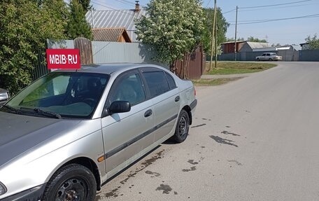 Toyota Avensis III рестайлинг, 2003 год, 460 000 рублей, 3 фотография