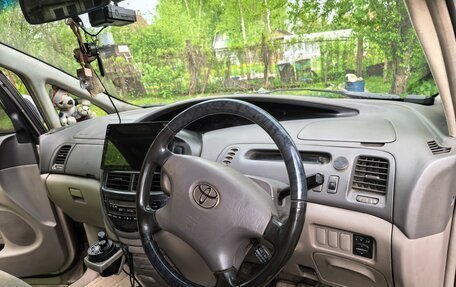 Toyota Estima III рестайлинг -2, 2003 год, 960 000 рублей, 4 фотография