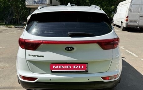 KIA Sportage IV рестайлинг, 2017 год, 2 000 000 рублей, 6 фотография