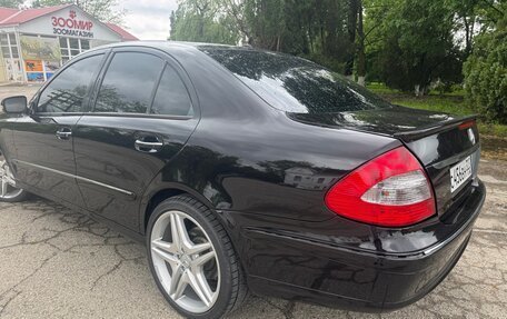 Mercedes-Benz E-Класс, 2006 год, 950 000 рублей, 3 фотография