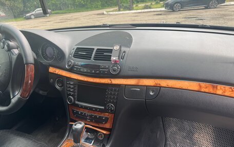 Mercedes-Benz E-Класс, 2006 год, 950 000 рублей, 9 фотография