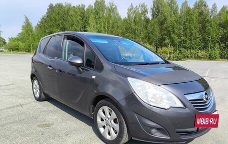 Opel Meriva, 2011 год, 595 000 рублей, 3 фотография