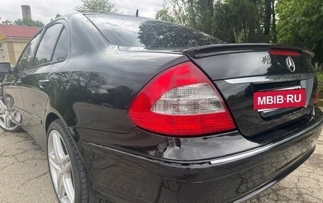 Mercedes-Benz E-Класс, 2006 год, 950 000 рублей, 4 фотография