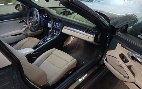 Porsche 911, 2016 год, 14 000 000 рублей, 14 фотография