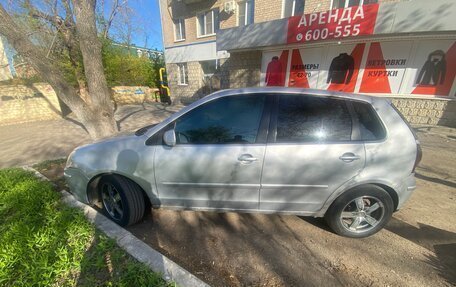 Volkswagen Polo IV рестайлинг, 2005 год, 300 000 рублей, 5 фотография