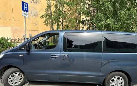 Hyundai Grand Starex Grand Starex I рестайлинг 2, 2012 год, 1 450 000 рублей, 3 фотография