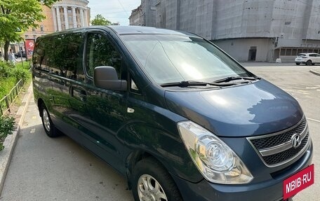 Hyundai Grand Starex Grand Starex I рестайлинг 2, 2012 год, 1 450 000 рублей, 6 фотография