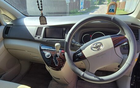Toyota ISis I, 2012 год, 1 320 000 рублей, 13 фотография