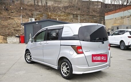Honda Freed I, 2012 год, 910 000 рублей, 4 фотография