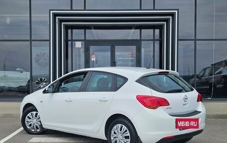Opel Astra J, 2011 год, 679 000 рублей, 6 фотография