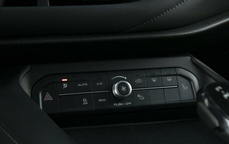 Haval F7 I, 2020 год, 1 740 000 рублей, 18 фотография