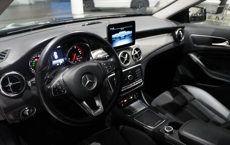 Mercedes-Benz GLA, 2018 год, 2 447 000 рублей, 10 фотография