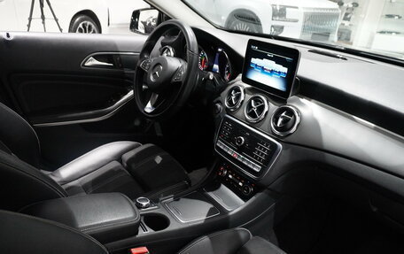 Mercedes-Benz GLA, 2018 год, 2 447 000 рублей, 14 фотография