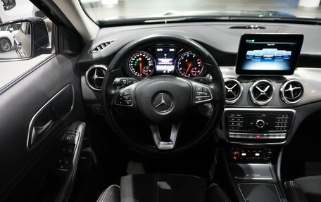 Mercedes-Benz GLA, 2018 год, 2 447 000 рублей, 16 фотография
