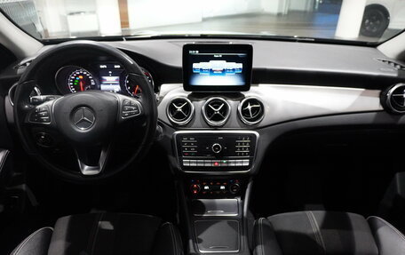 Mercedes-Benz GLA, 2018 год, 2 447 000 рублей, 15 фотография