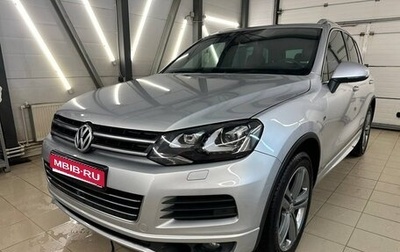Volkswagen Touareg III, 2011 год, 2 600 000 рублей, 1 фотография
