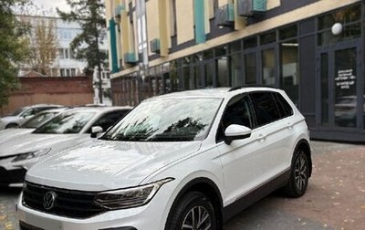 Volkswagen Tiguan II, 2022 год, 2 680 000 рублей, 1 фотография