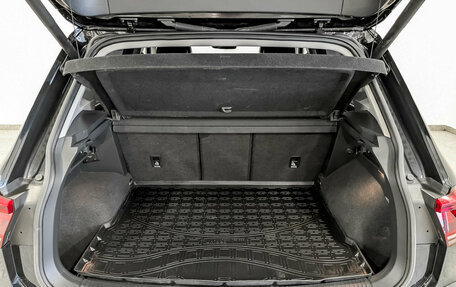 Volkswagen Tiguan II, 2019 год, 2 790 000 рублей, 10 фотография