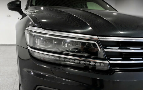 Volkswagen Tiguan II, 2019 год, 2 790 000 рублей, 17 фотография