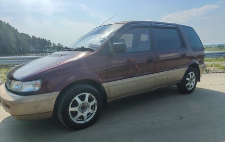 Mitsubishi Chariot III, 1992 год, 375 000 рублей, 8 фотография