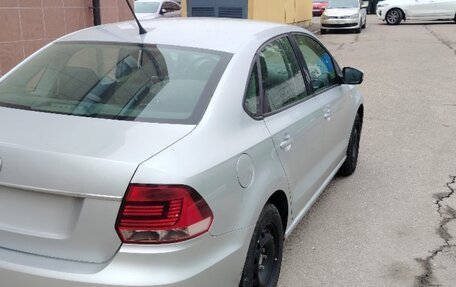 Volkswagen Polo VI (EU Market), 2016 год, 680 000 рублей, 2 фотография