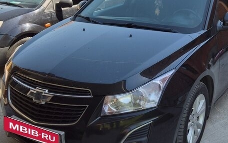 Chevrolet Cruze II, 2014 год, 950 000 рублей, 3 фотография