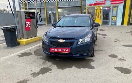 Chevrolet Cruze II, 2011 год, 750 000 рублей, 10 фотография