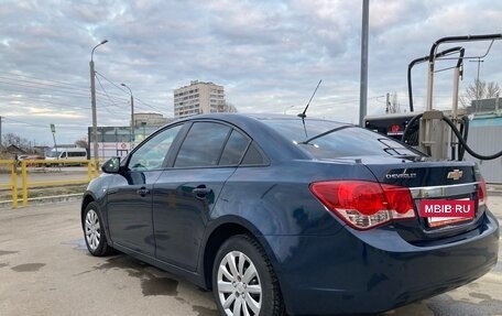 Chevrolet Cruze II, 2011 год, 750 000 рублей, 5 фотография