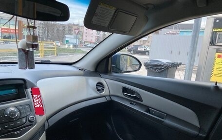Chevrolet Cruze II, 2011 год, 750 000 рублей, 7 фотография