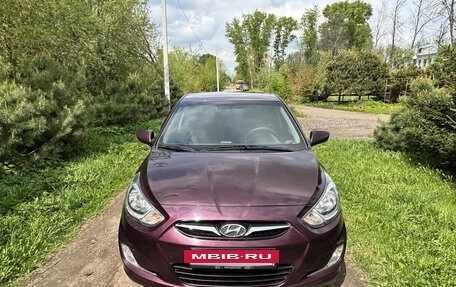 Hyundai Solaris II рестайлинг, 2012 год, 699 000 рублей, 10 фотография