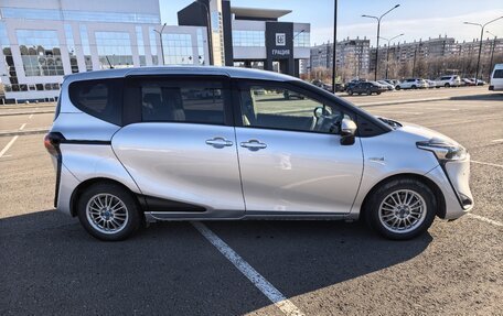 Toyota Sienta II, 2018 год, 1 500 000 рублей, 2 фотография